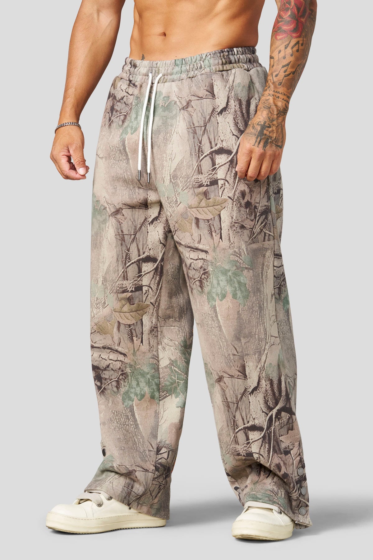 YoungLA 2108 - Dragon Sweats 'Beige Tree Camo'