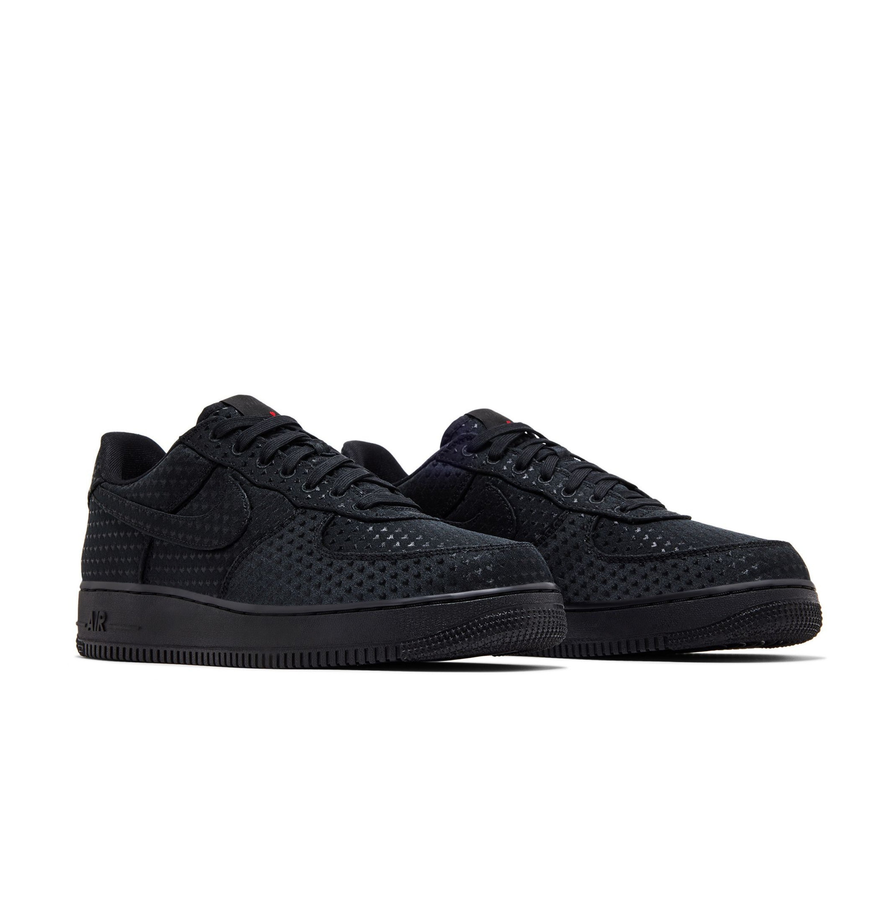 Nike Air Force 1 Low 'Valentine's Day Triple Black' 2026