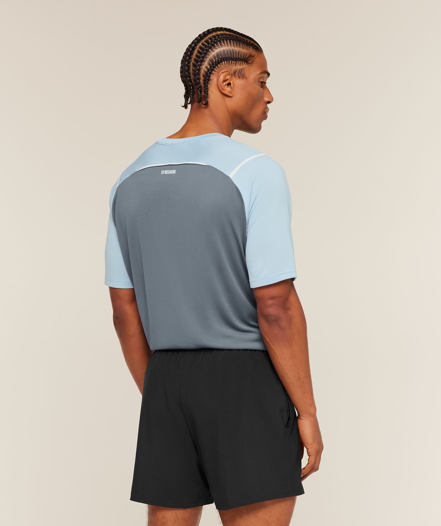 Gymshark Arrival Contrast T-Shirt 'Smokey Grey Grey'