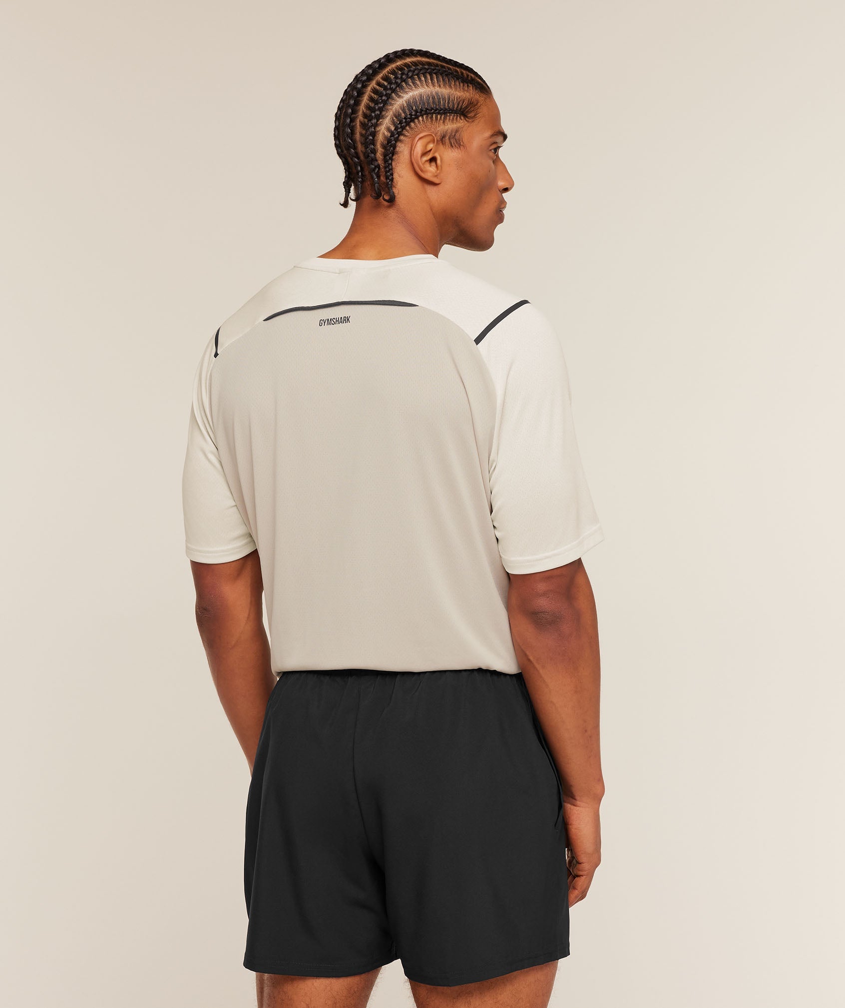 Gymshark Arrival Contrast T-Shirt 'Tinted White Pebble Grey'