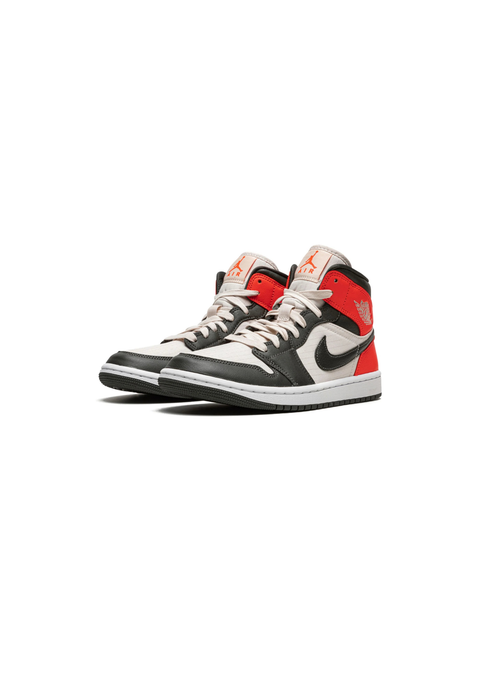 Air Jordan 1 Mid 'Light Orewood Brown' (W)