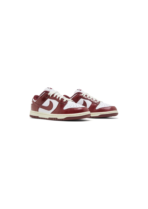 Dunk Low PRM 'Vintage Team Red' (W)