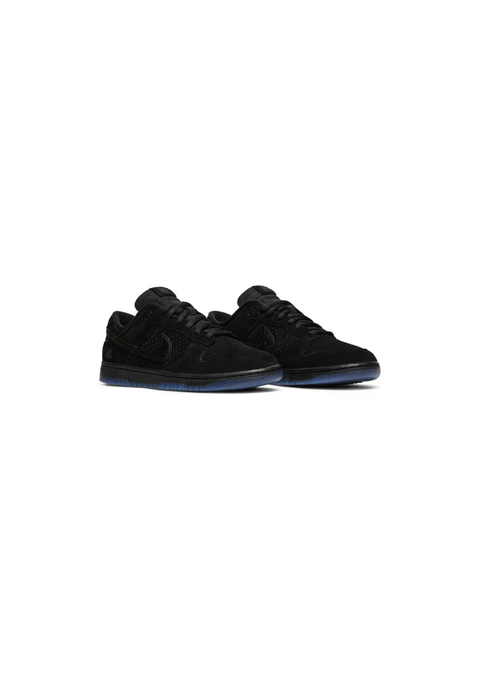 Nike x Undefeated Dunk Low SP "Black"