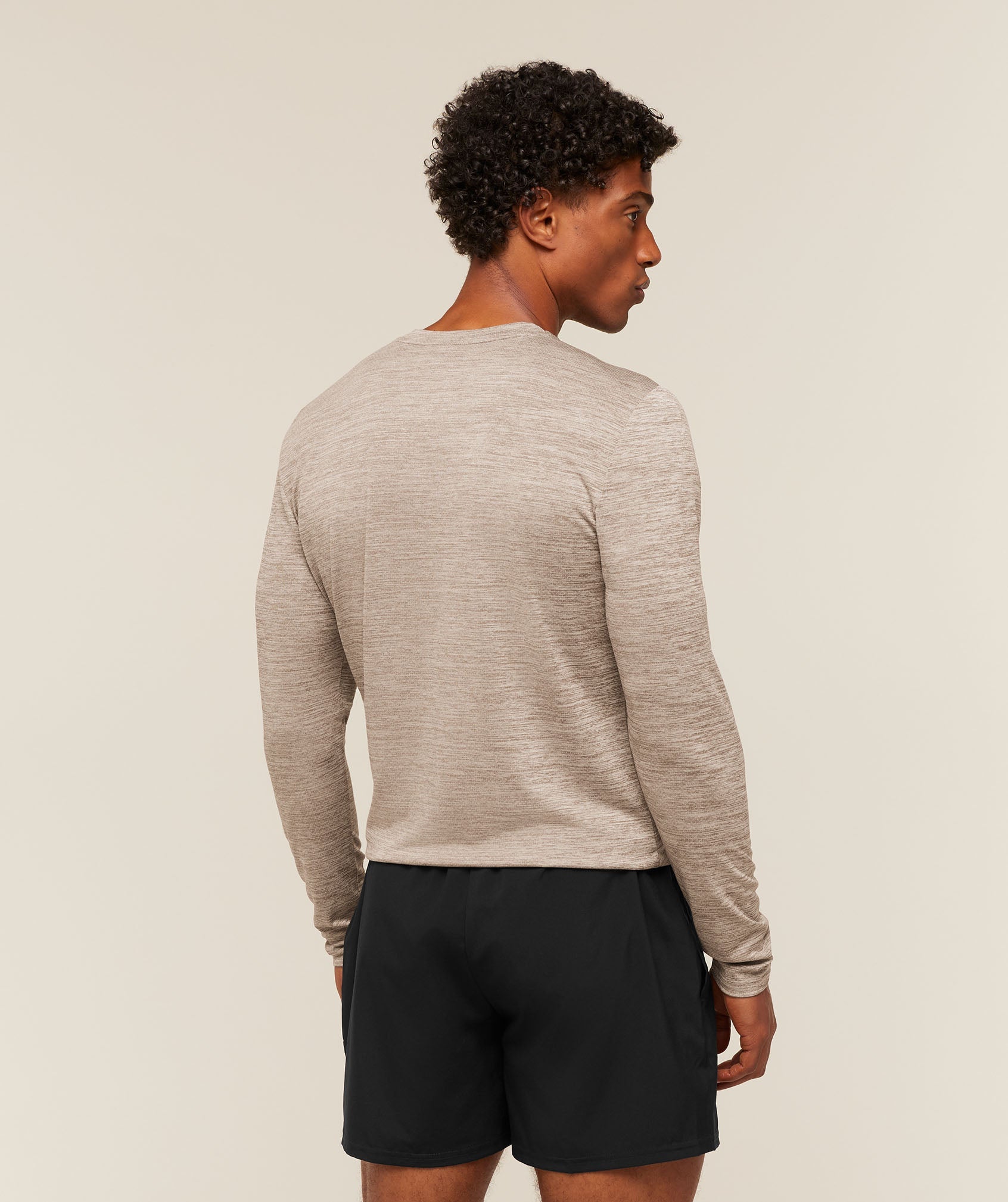 Gymshark Arrival Long Sleeve T-Shirt 'Chalk Beige Lifestyle Brown'