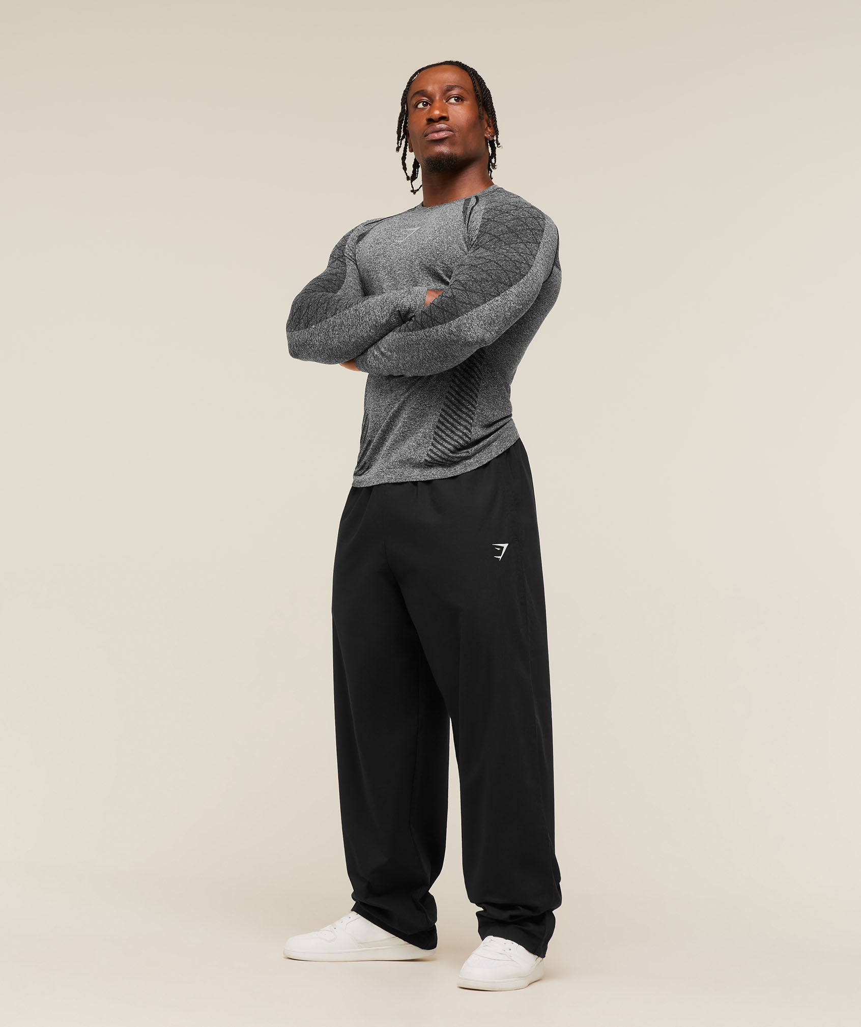 Gymshark Devant Seamless Long Sleeve T-Shirt 'Black'