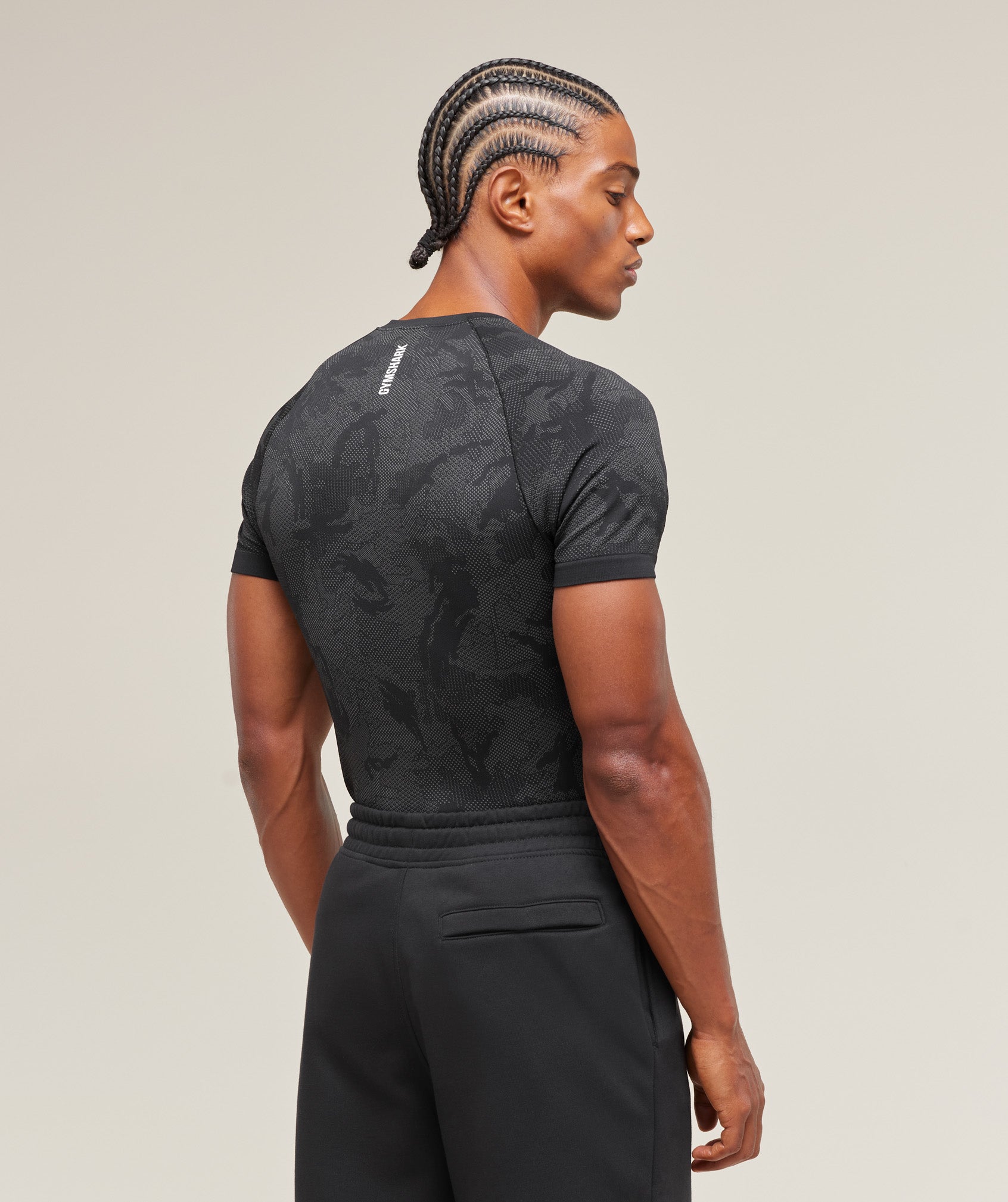 Gymshark Geo Seamless T-Shirt 'Black Charcoal Grey'