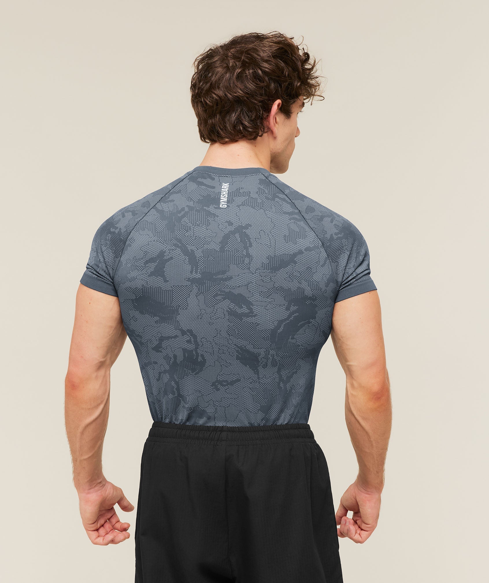 Gymshark Geo Seamless T-Shirt 'Shadow Blue Tranquil Blue'