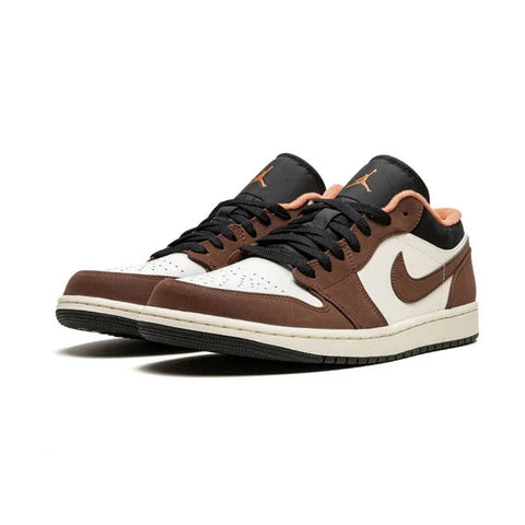 Air Jordan 1 Low 'Mocha'