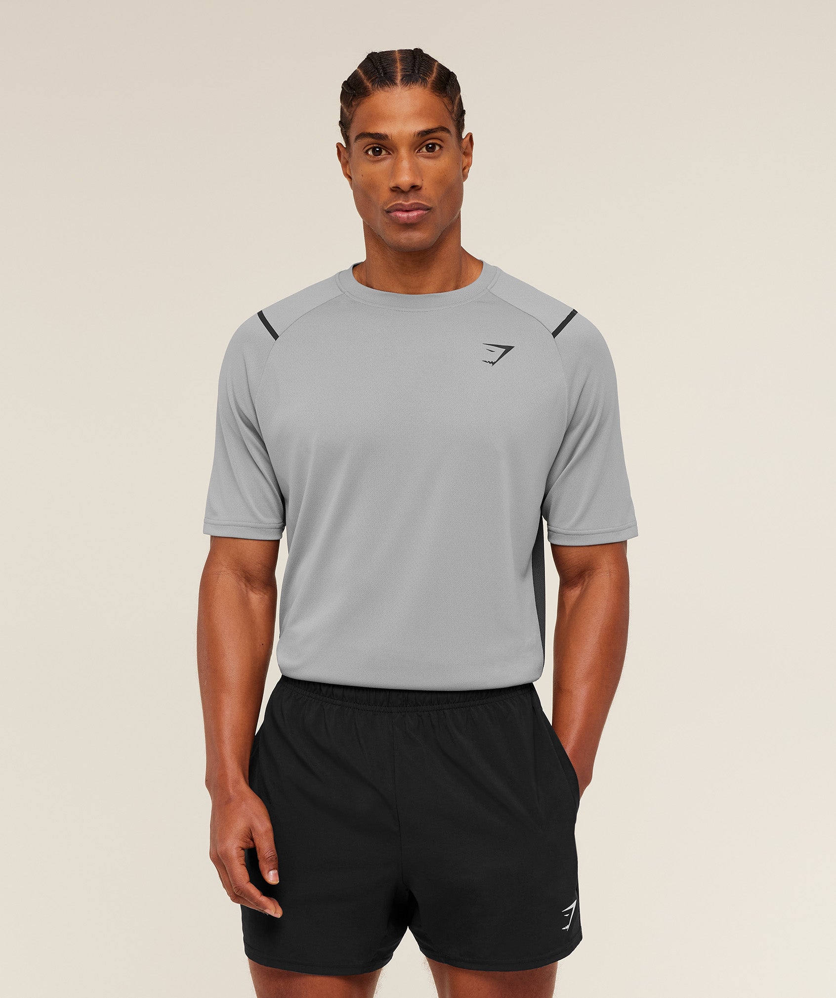 Gymshark Arrival Contrast T-Shirt 'Smokey Grey Grey'