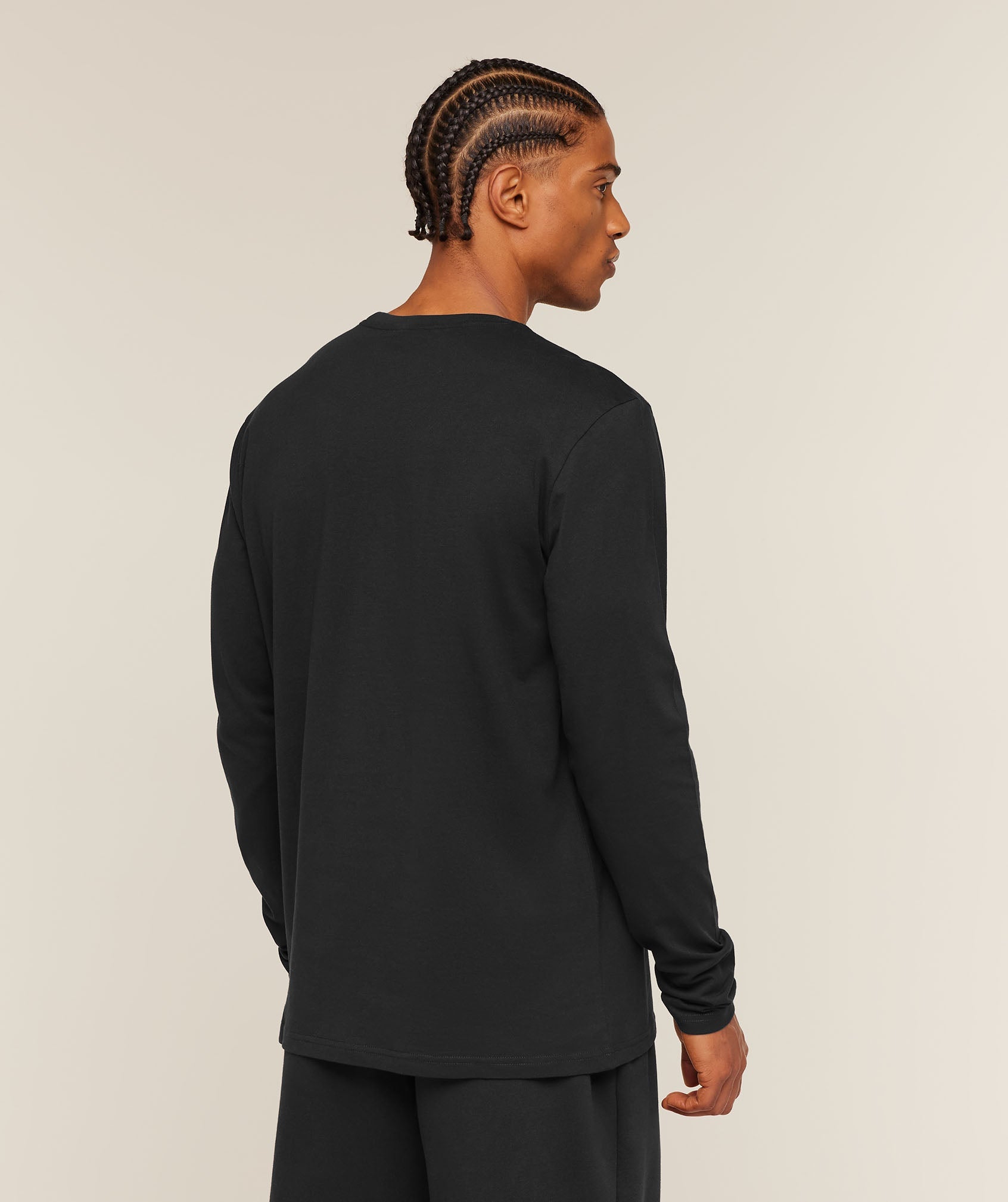 Gymshark Crest Long Sleeve T-Shirt 'Black'