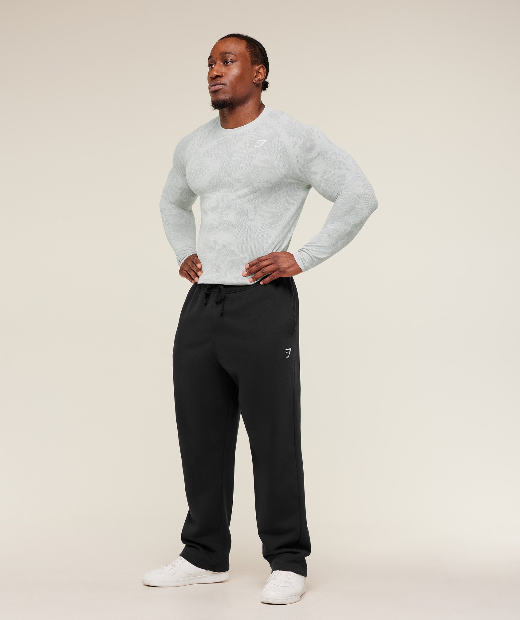 Gymshark Geo Seamless Long Sleeve T-Shirt 'Light Grey Smokey Grey'
