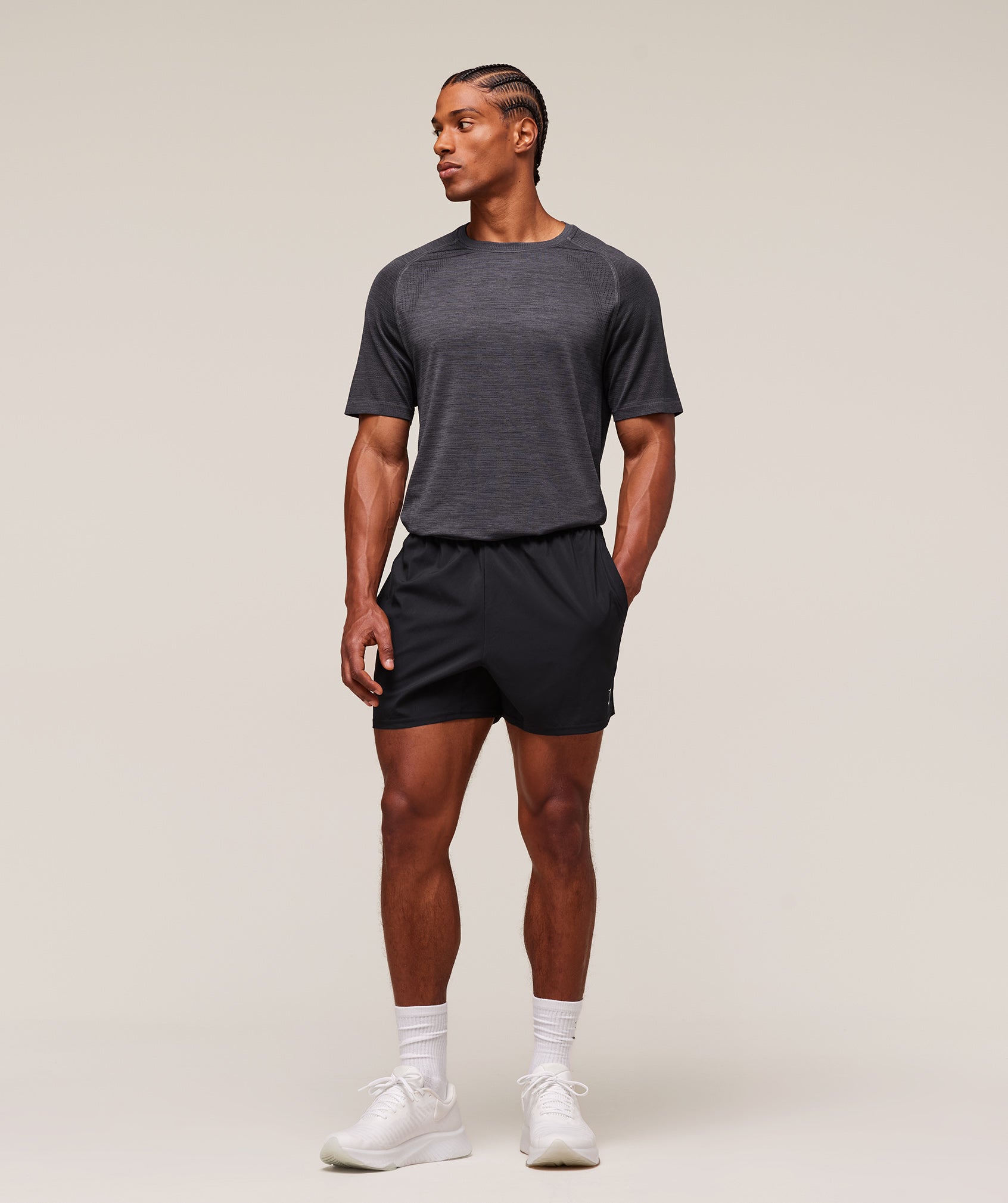 Gymshark Versatile Seamless T-Shirt 'Dark Grey Black'
