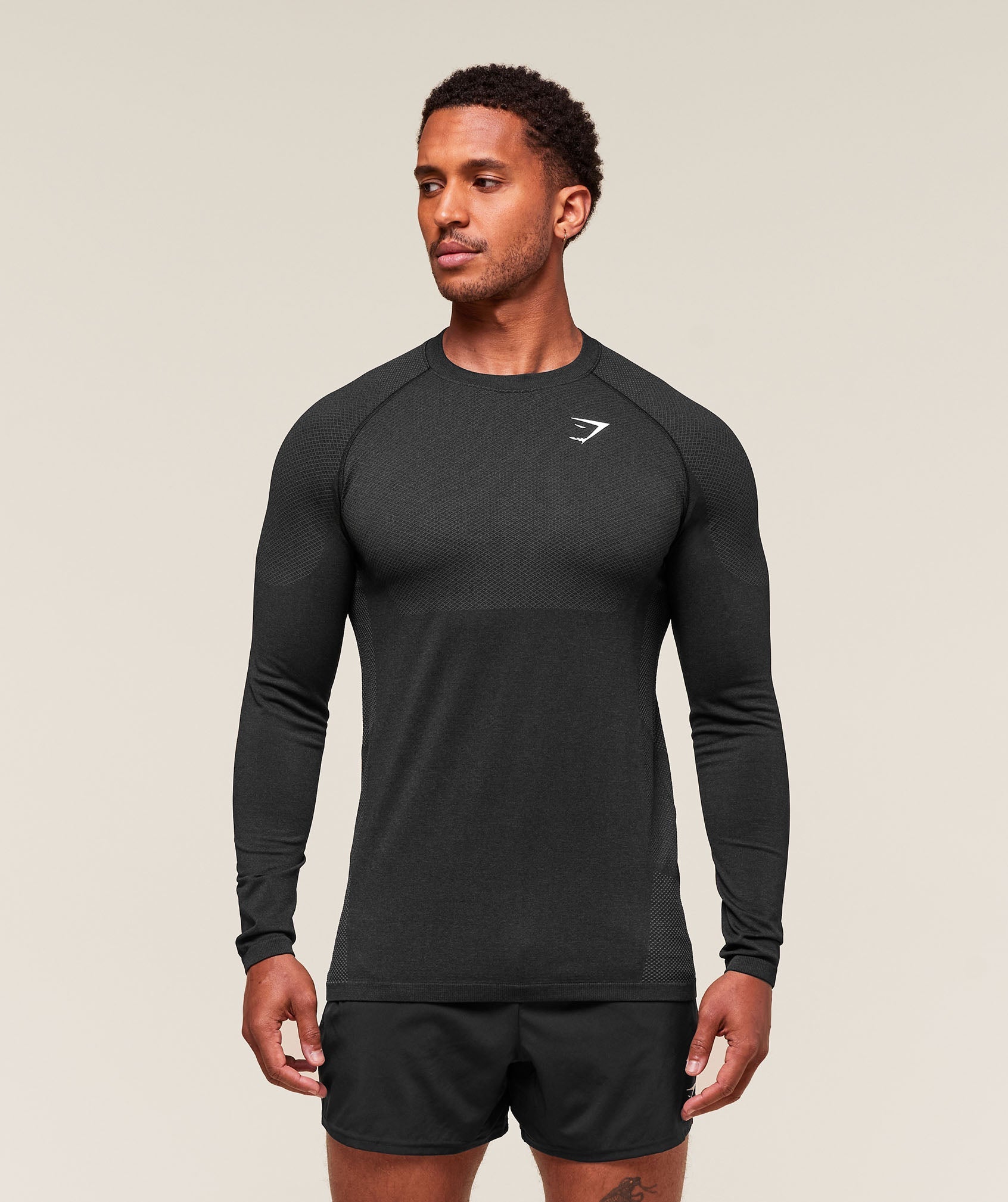 Gymshark Vital Long Sleeve T-Shirt 'Black Silhouette Grey'